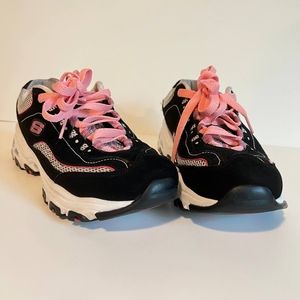 Skechers D’lites black pink suede tie up shoes women’s size 6
